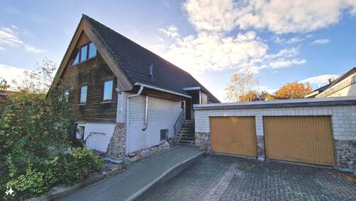 Straßenansicht - 6 Zimmer Einfamilienhaus zum Kaufen in Meine