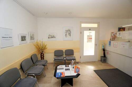 EG Wartezimmer (1).jpg - 
