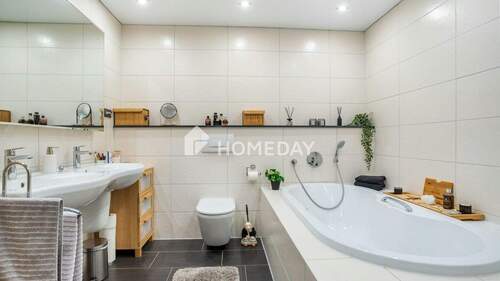 2. OG Badezimmer 1 - 