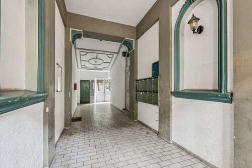 Treppenhausflur Vorderhaus - 