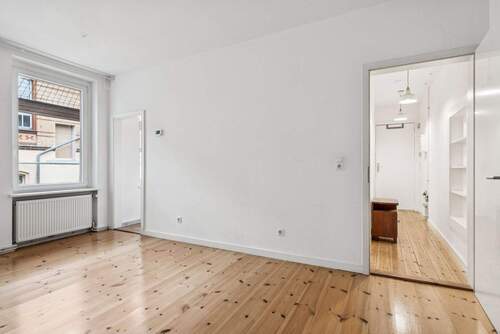 Wohnzimmer Blick in die Diele - 