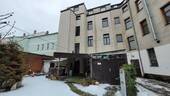 hintere Hausansicht und Garage - 