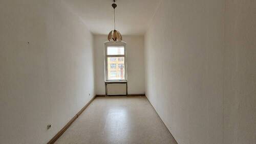 Zimmer 2. OG Whg. 1 (30m²) - 