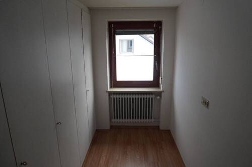 Ankleide Schlafzimmer - Etagenwohnung mit 62,60 m² in Bad Wörishofen zum Kaufen