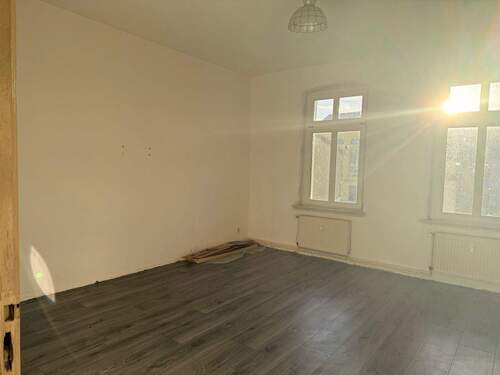 Wohn- und Schlafzimmer - 