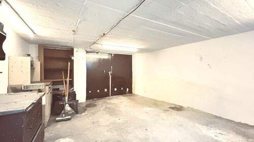 Garage - 