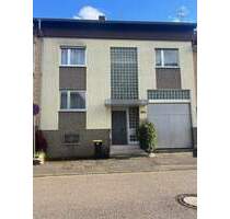 Ihr neues Zuhause: Großzügiges Familienhaus mit traumhaftem Garten - Völklingen Ludweiler