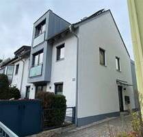 Moderne Dachgeschosswohnung im Zentrum in der Innenstadt von Fürstenfeldbruck