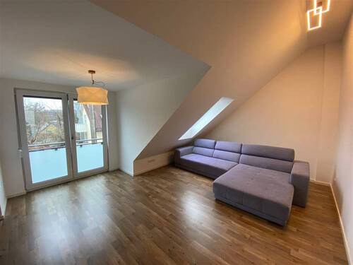 Wohnzimmer Ansicht 1 - 2 Zimmer Etagenwohnung zur Miete in Fürstenfeldbruck