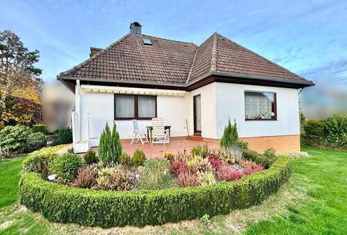 Terrasse - 7 Zimmer Einfamilienhaus zum Kaufen in Wedemark