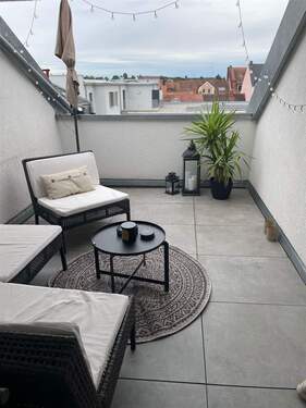 Loggia - 2 Zimmer Etagenwohnung zum Kaufen in Zirndorf