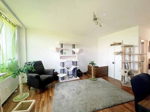 Wohnzimmer - 2 Zimmer Etagenwohnung in Krefeld