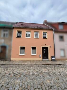 Vorderansicht.JPG - Die 'eigenen vier Wände' im Herzen von Bischofswerda!