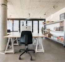 ROOFTOP-Coworking Reichenbach: Moderner Schreibtischplatz mit Aussicht & Klima - Reichenbach an der Fils