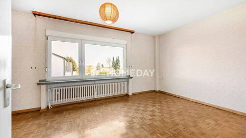 1. OG Schlafzimmer 1 1 - 