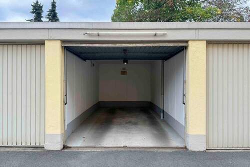 10_Garage - 