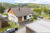 mit Garage - 