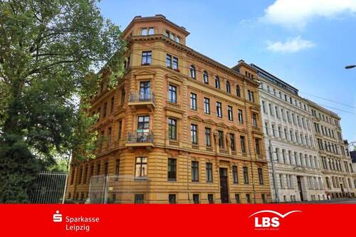 Hausansicht - 2-Raum-Wohnung mit Balkon am Stadthafen