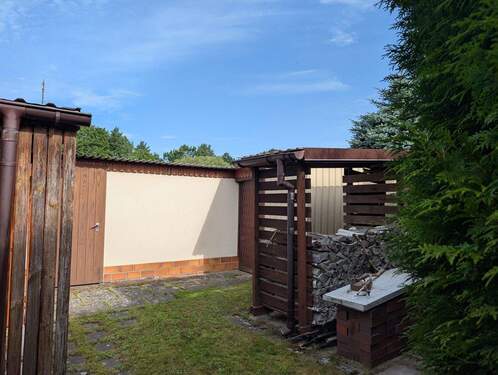 Schuppen und Werkstatt - 