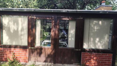 Partyhaus Seitentür - 