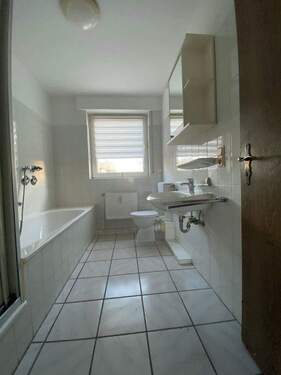 Bild 2 - 3 Zimmer Etagenwohnung zur Miete in Osnabrück