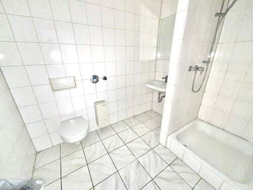 Badezimmer - Etagenwohnung mit 45,00 m&sup2; in Hagen zur Miete