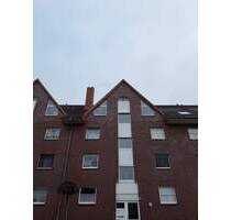 Hochwertige Maisonettewohnung mit zwei Vollbädern, Balkon und Tiefgaragenstellplatz - Elmshorn