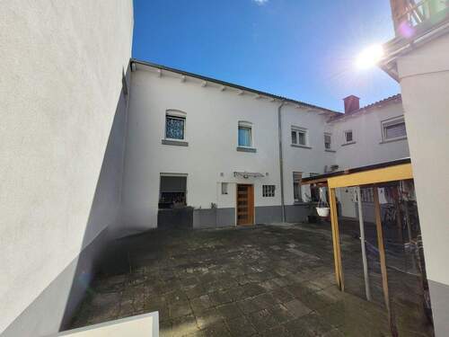 Innenhof - Ansicht Hinterhaus - 