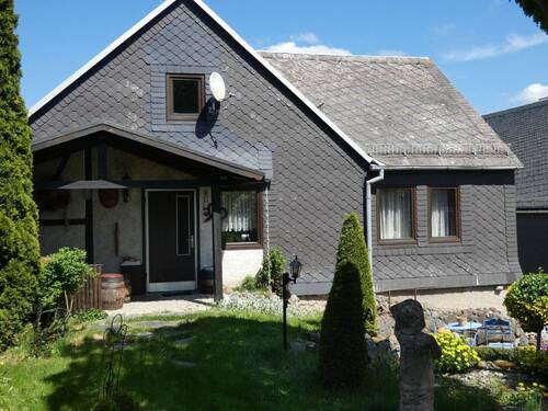 Ansicht Pension - Ausgang Ferienwohnung - 