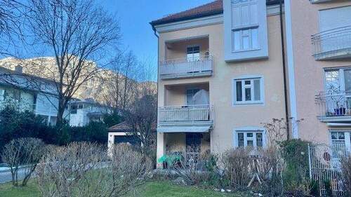 3Hausansicht.jpg - 3 Zimmer Etagenwohnung in Bad Reichenhall