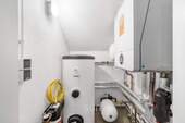 Technikraum mit moderner Anlage (neu) - 