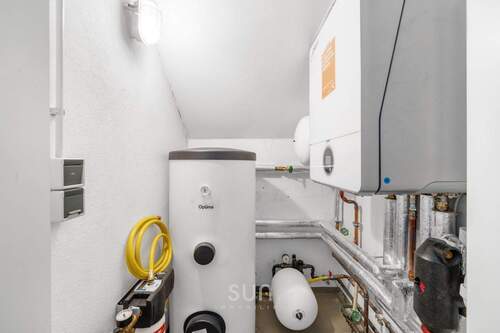 Technikraum mit moderner Anlage (neu) - 