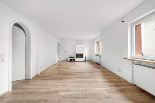 HELL: Wohn-/Esszimmer - Einfamilienhaus mit 172,00 m&sup2; in Mühlheim am Main zum Kaufen