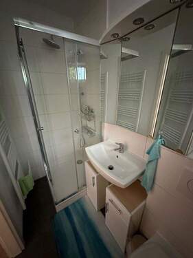 Bad - Reihenendhaus mit 73,00 m&sup2; in Braunfels-Wintersburg zur Miete