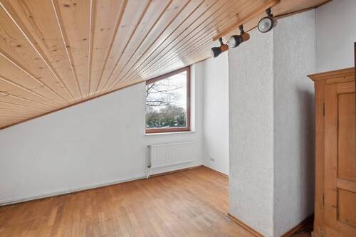 Weiteres Zimmer im Dachgeschoss - 