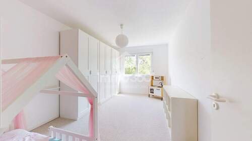 Zimmer EG - 1 Zimmer Mehrfamilienhaus, Wohnhaus in Birkenwerder