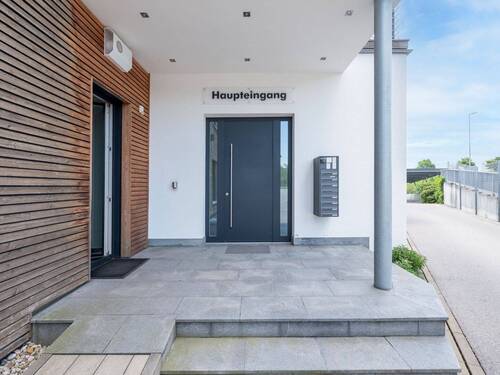 Haupteingang - 6 Zimmer Büro in Wörthsee
