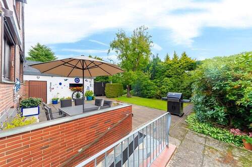 Terrasse und Garten virtuell möbliert - 