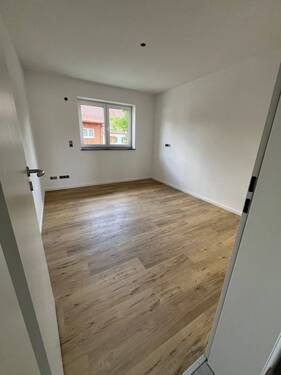 Zimmer 1 DH Links.jpg - 