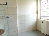 Blick ins Bad EG.jpg - 