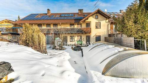 Außenansicht 3 - Raum für Generationen - Großzügige Doppelhaushälfte mit beheizten Pool, Kamin & Gartenparadies