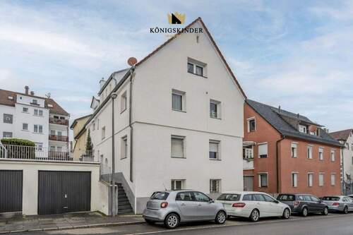 Bild 1 - Platz für die ganze Familie! 4-Zimmer-Wohnung in Feuerbach zu kaufen!