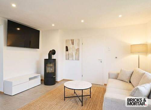 Raumstil mit KI geändert - Bauernhaus, Landhaus mit 143,00 m&sup2; in Jettingen-Scheppach / Jettingen zum Kaufen