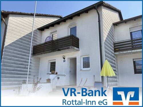 Ansicht - Solides Reihenmittelhaus mit Garage und Garten in Stammham