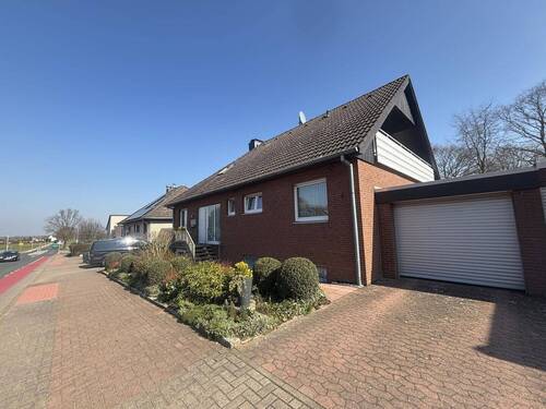 Vorderansicht - 4 Zimmer Einfamilienhaus zum Kaufen in Seelze
