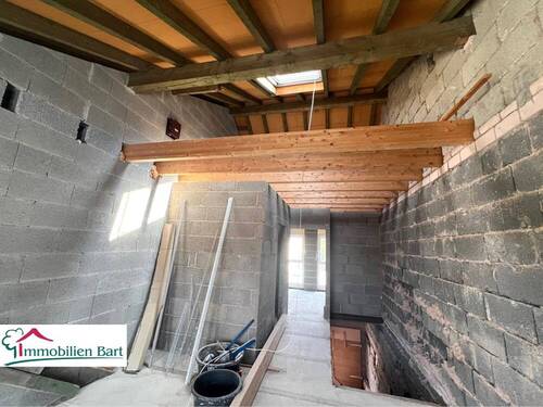 Rohbau OG + DG - 2 Zimmer Einfamilienhaus in Kastel-Staadt