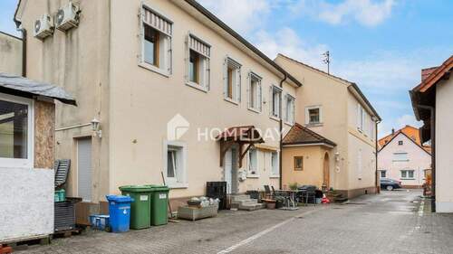 Außenansicht 3 - 7 Zimmer Mehrfamilienhaus, Wohnhaus in Philippsburg-Huttenheim