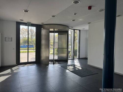 Eingangsbereich EG - Einfamilienhaus in Freiburg im Breisgau