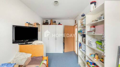 1. OG Schlafzimmer 2 - 