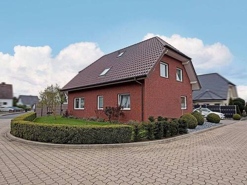 Außenansicht - Einfamilienhaus mit 160,00 m&sup2; in Lübbecke zum Kaufen
